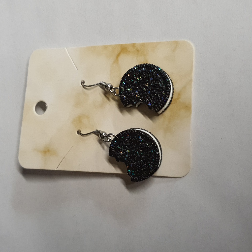 Chocolate cookie earrings